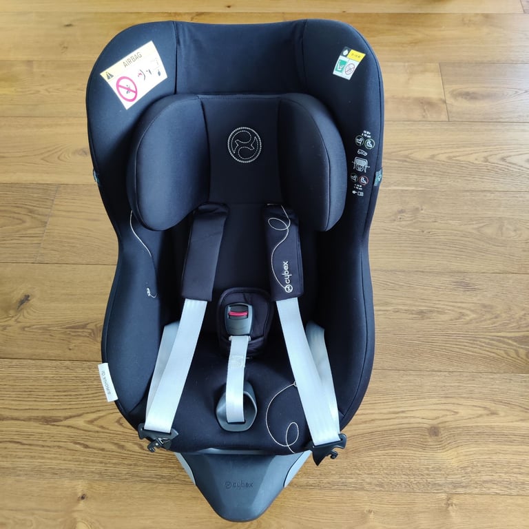 image for Cybex Sirona Gi i-Size 360 car seat like new