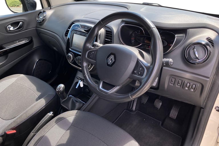 2016 Renault Captur 1.5 dCi 90 Dynamique S Nav 5dr HATCHBACK DIESEL Manual