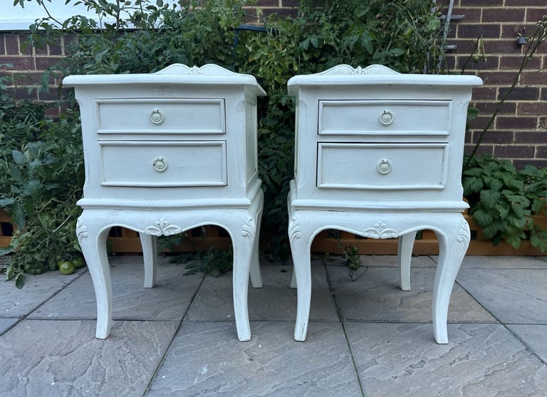 image for Pretty Pair of French Shabby Chic Style Bedside Tables – Great Condition