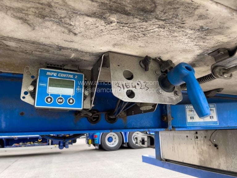 CHEREAU TWIN EVAP TRI AXLE FRIDGE TRAILER 