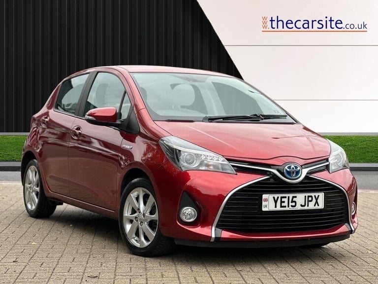2015 Toyota Yaris 1.5 VVT-h Excel E-CVT Euro 6 5dr (15in Alloy) HATCHBACK Petrol/Electric Hybrid ...