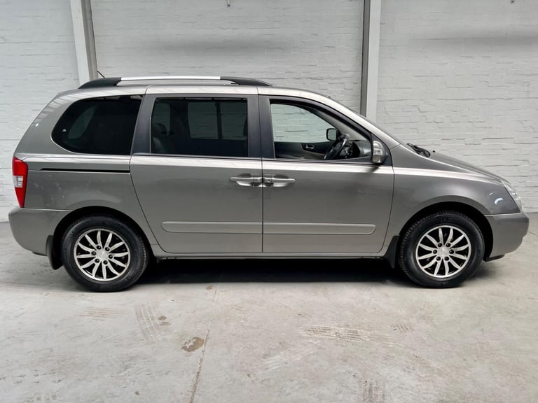 2010 Kia Sedona 2.2 CRDi 3 5dr MPV Diesel Manual