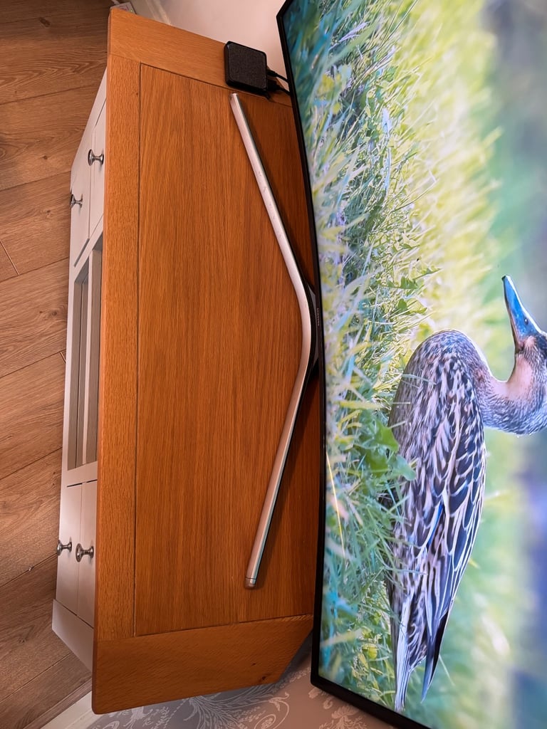 Samsung 43 inch Smart 4K UHD TV - Excellent Condition