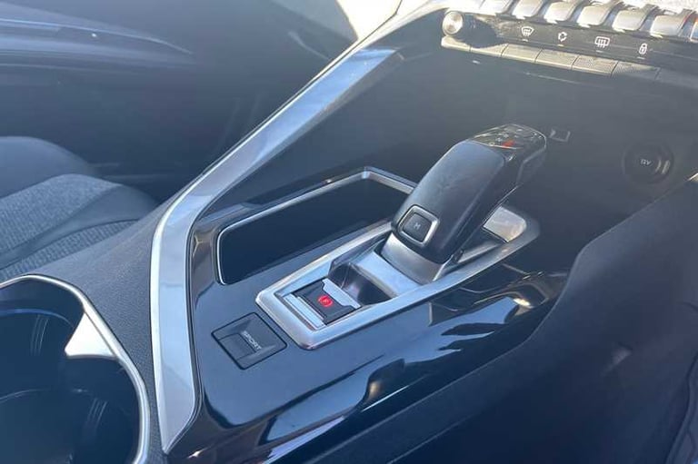 2019 Peugeot 3008 1.2 PureTech GPF Allure SUV 5dr Petrol EAT Euro 6 (s/s) (130 ps) SUV Petrol Aut...