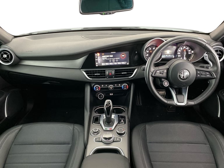 2022 Alfa Romeo Giulia 2.0 TB Sprint 4dr Auto SALOON PETROL Automatic