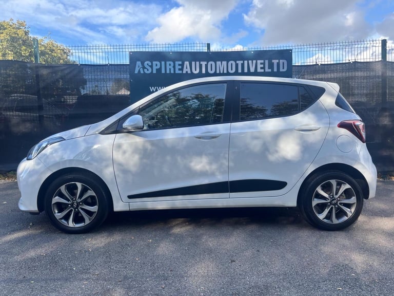 2017 Hyundai i10 1.2 Premium SE 5dr Auto HATCHBACK PETROL Automatic
