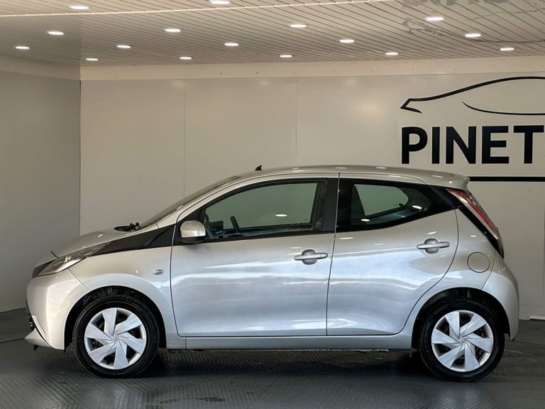 2017 Toyota AYGO 1.0 VVT-i x-play Hatchback 5dr Petrol Manual Euro 6 (68 ps) Hatchback Petrol Manual
