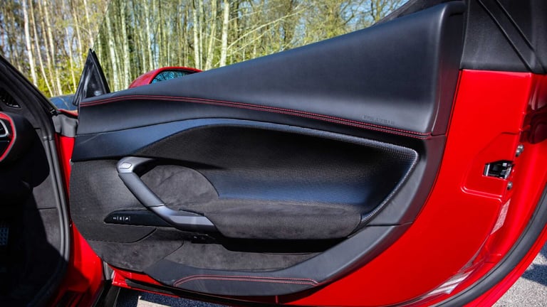 2023 Ferrari 296 GTS 3.0T V6 7.45kWh Spider F1 DCT Euro 6 (s/s) 2dr Convertible Plug-In Hy Automatic