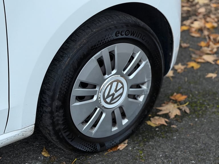 2015 Volkswagen up! 1.0 Move Up 3dr HATCHBACK Petrol Manual