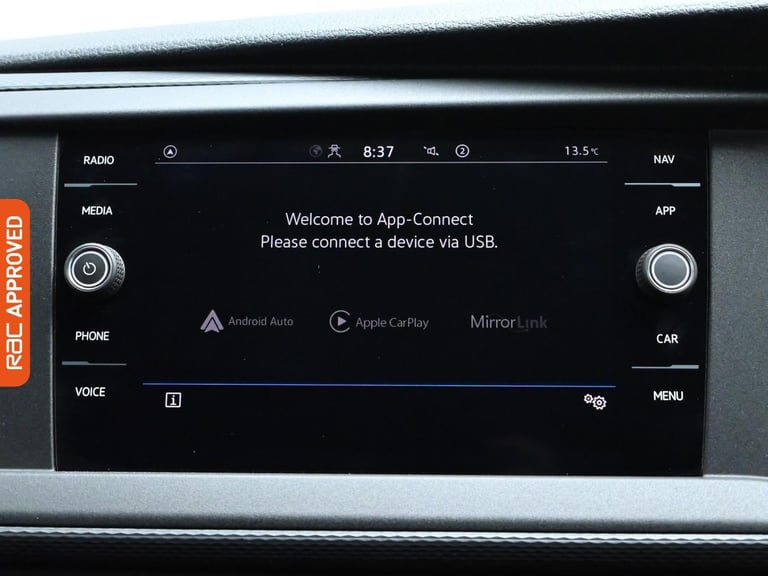 2021 Volkswagen Transporter 2.0 TDI T30 Highline Kombi Double Cab 5dr Diesel Manual FWD SWB Euro ...