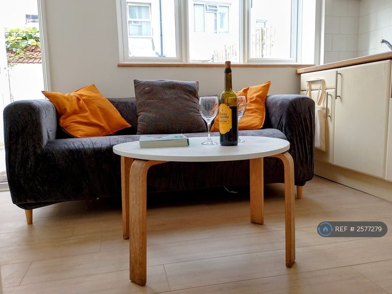 1 bedroom in St Mary Magdalene Street, Brighton, BN2 (#2577279)