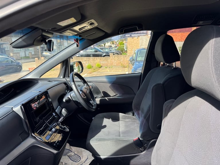 2019 Toyota Estima TOYOTA ESTIMA AERAS 4WD 2.4L AUTO 19-19 MPV 8 SEAT ULEZ FRESH IMPORT VERIFI MP...