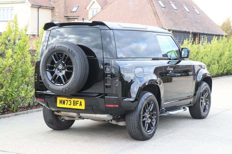 2023 Land Rover Defender 3.0 D250 Hard Top Auto PANEL VAN DIESEL Automatic