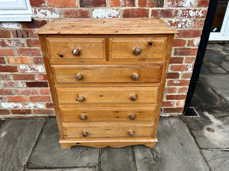 Large Solid Pine Chest of Drawers for Upcycling Project / Painting - Good Condition 