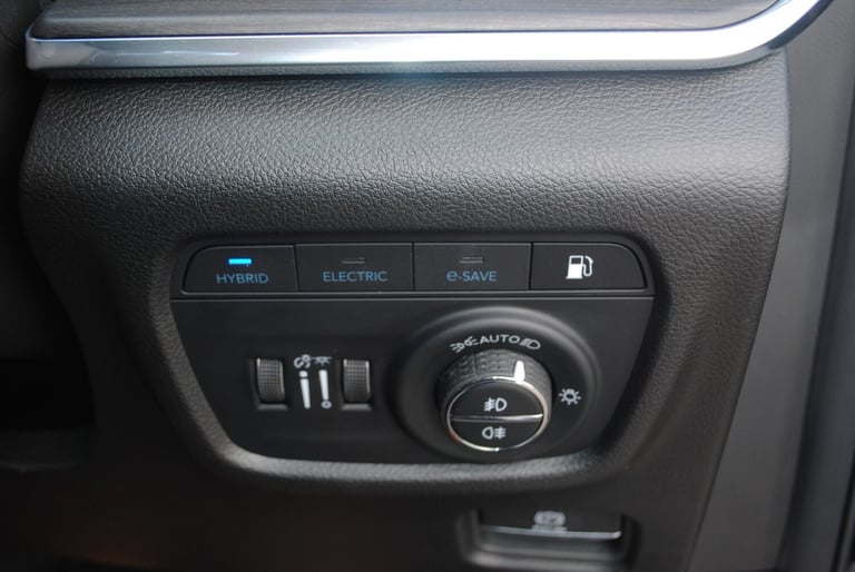 2023 Jeep Grand Cherokee 2.0 Turbo 4xe PHEV Overland 5dr Auto Station Wagon Petrol Parallel PHEV ...