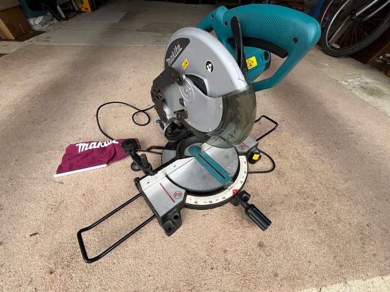 image for MAKITA Mitre/ Bevel ' Chop '  Saw .