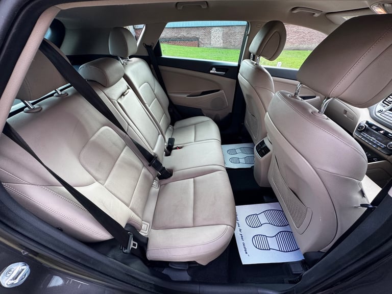 2017 Hyundai TUCSON 1.7 CRDi Blue Drive Premium 5dr 2WD SUV Diesel Manual