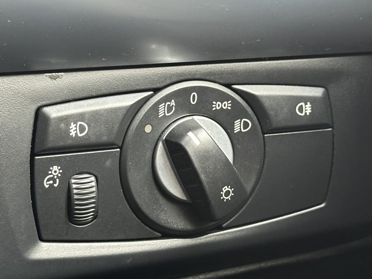 2011 BMW X6 3.0 xDrive40d Diesel Auto 4 Door Coupe White