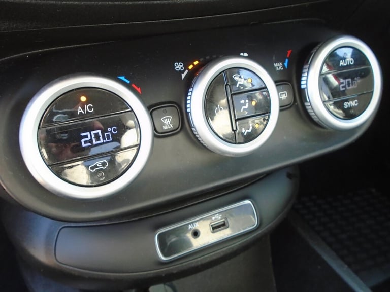 2015 Fiat 500X 1.4 Multiair Lounge 5dr HATCHBACK PETROL Manual