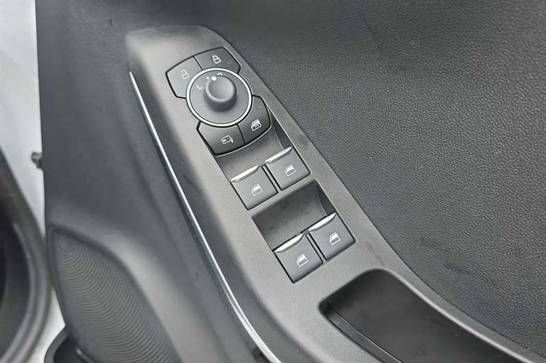 2023 Ford Puma 1.0 EcoBoost Hybrid mHEV ST-Line 5dr HATCHBACK PETROL Manual