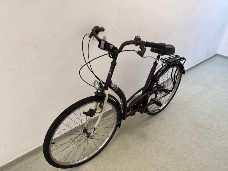 image for B-twin Elops 3 Ladies - 21 Inch Frame / 28 Inch wheels - FULLY SERVICED
