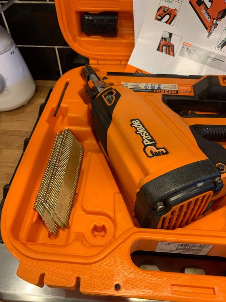 Paslode im350 plus first fix nail gun