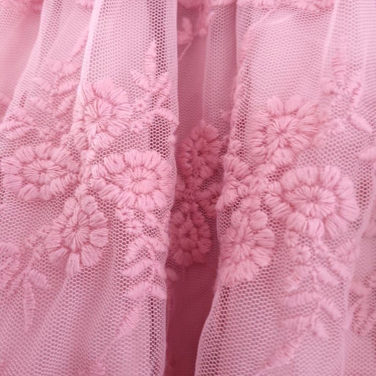 Next Girls Lace Lined Skirt. Ideal in Winter & Parties/Weddings Age 5 -6 New.