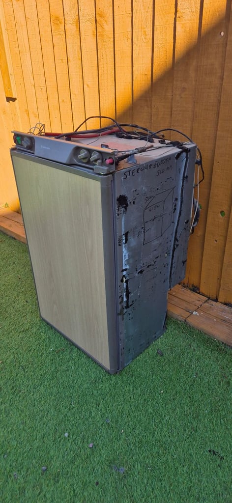 ELECTROLUX RM4270 3way fridge freezer for caravan motorhome boat camper.