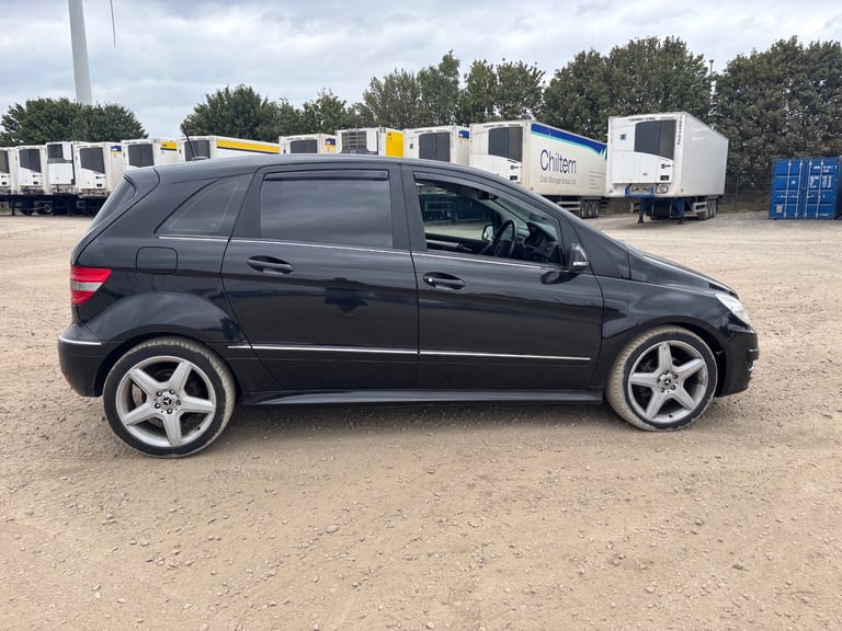 2010 Mercedes-Benz B-Class B180 CDI Sport 5dr CVT Auto MPV Diesel Automatic