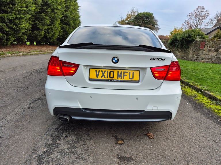 BMW, 3 SERIES, Saloon, 2010, Manual, 1995 (cc), 4 doors