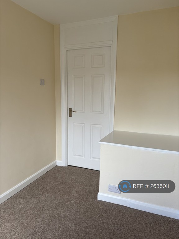 3 bedroom house in Mainsforth Drive, Middlesbrough, TS5 (3 bed) (#2636011)