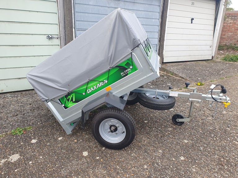 Daxara 127 Trailer with high frame and cover 