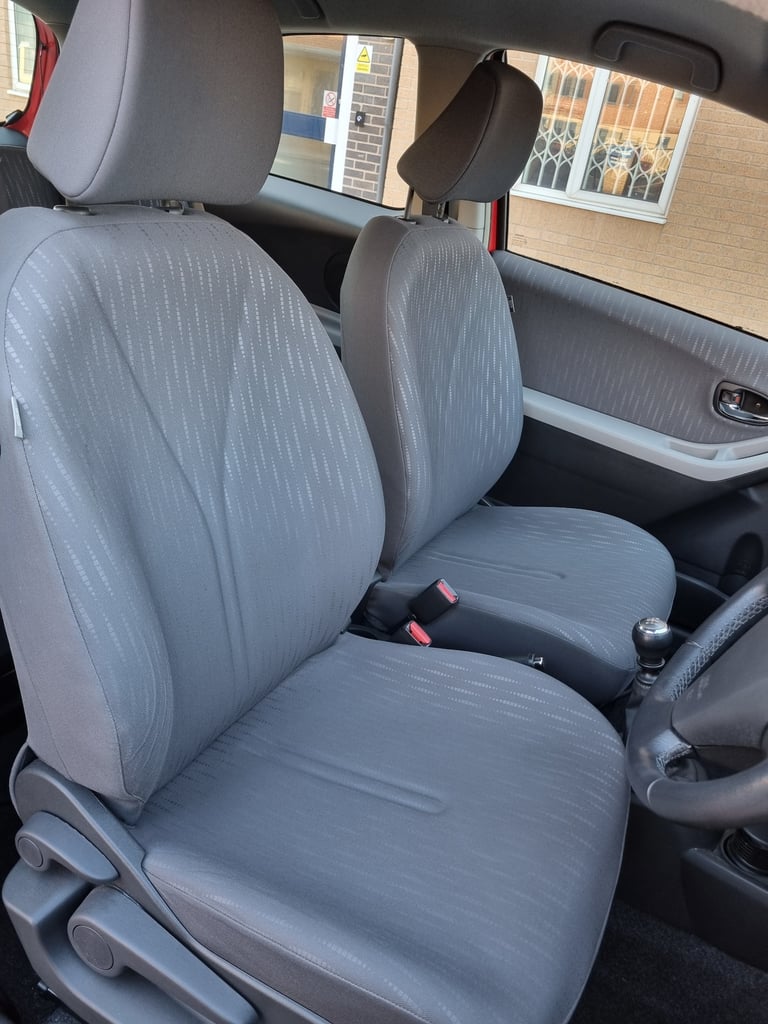 2009 Toyota Yaris 1.33 VVT-i TR 3dr [6] HATCHBACK Petrol Manual