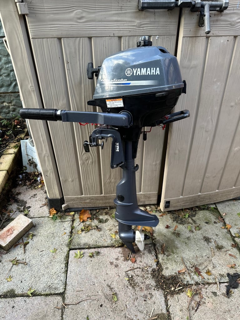 image for Yamaha 2.5 hp short shaft outboard  