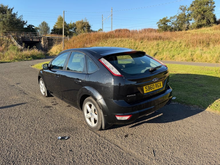 2010 Ford Focus 1.6 Zetec 5dr HATCHBACK Petrol Manual