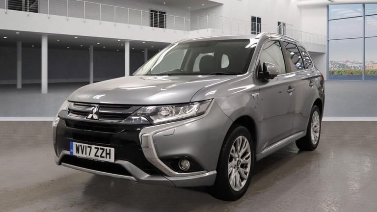 2017 Mitsubishi Outlander 2.0h 12kWh 4h SUV 5dr Petrol Plug-in Hybrid CVT 4WD Euro 6 (s/s) (200 p...