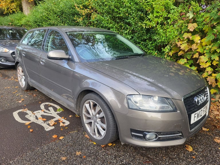 Audi, A3, Hatchback, 2012, Manual, 1598 (cc), 5 doors