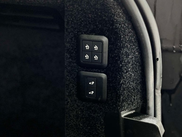 2021 Land Rover Range Rover 2.0 Range Rover Westminster Black P400e Auto 4WD 5dr SUV Hybrid Autom...
