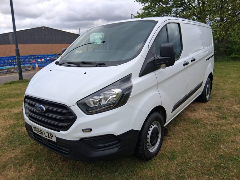 2018 Ford Transit Custom 2.0 TDCi 105ps Low Roof Van PANEL VAN Diesel Manual