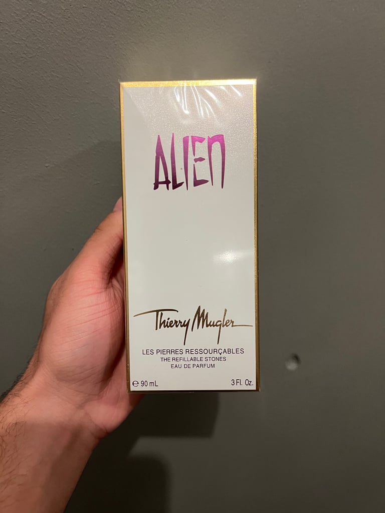 image for Women’s Thierry Mugler Alien Eau de Parfum 90ml