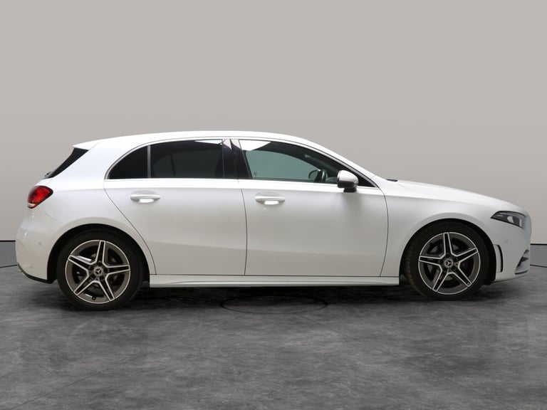 2021 Mercedes-Benz A-Class 2.0 A180d AMG Line (Executive) Hatchback 5dr Diesel Manual Euro 6 (s/s...