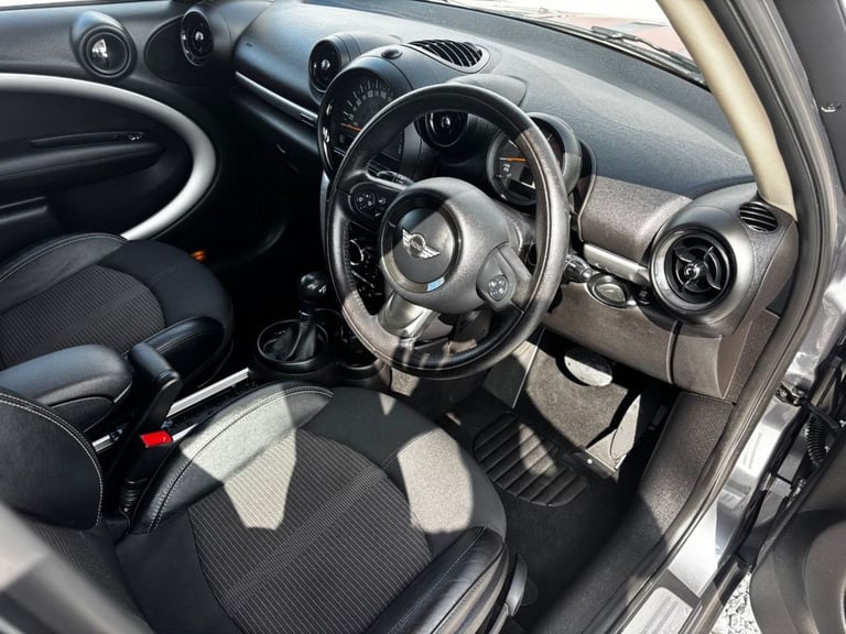 2016 MINI Countryman COOPER 2.0TD PARK LANE AUTO Hatchback Diesel Automatic