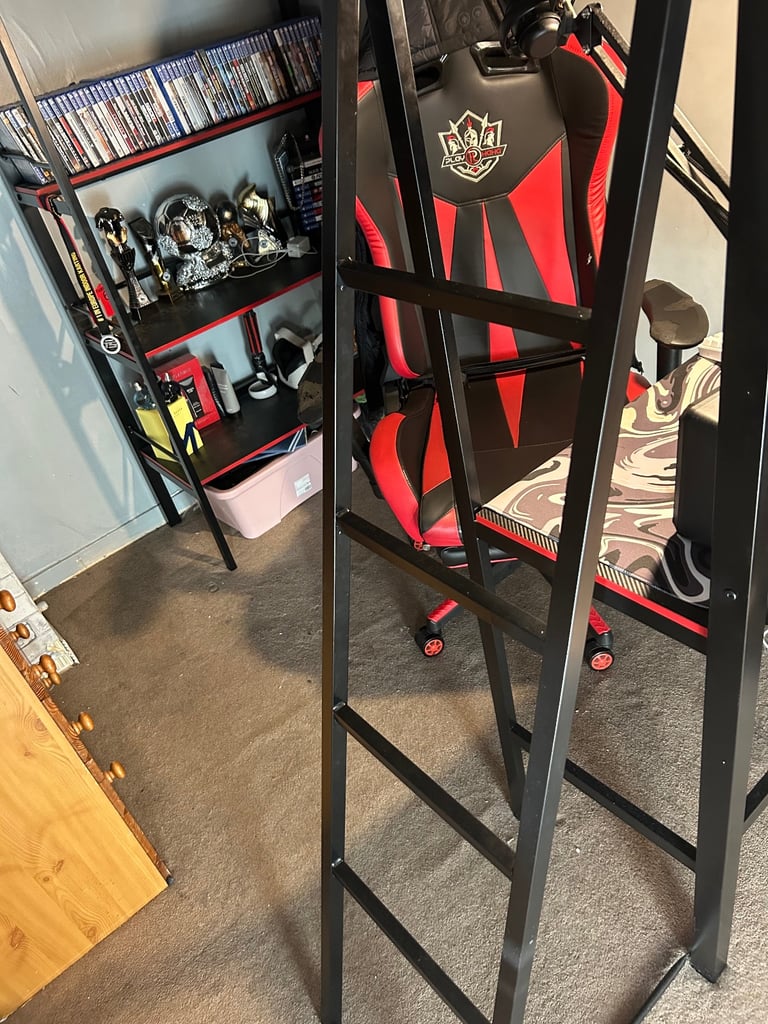 Gaming bed 