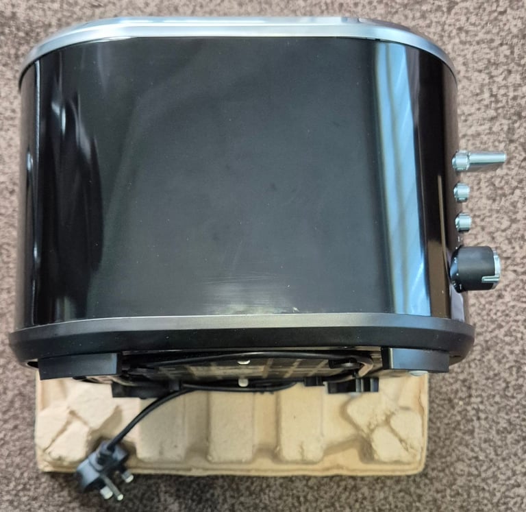 Russell Hobbs Stylevia Black 4 Slice Toaster - 26292