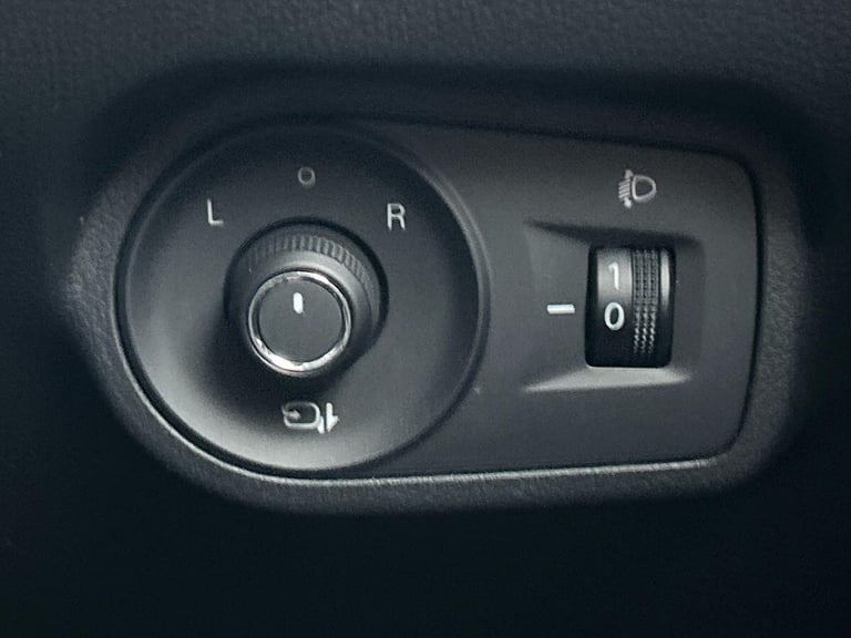 2024 MG MG4 64kWh Trophy Long Range Hatchback 5dr Electric Auto (203 ps) Hatchback ELECTRIC Autom...