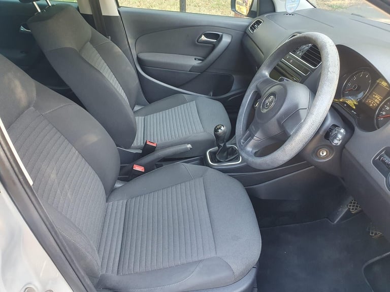 2012 Volkswagen Polo 1.4 Match Hatchback 5dr Petrol Manual Euro 5 (85 ps) HATCHBACK Petrol Manual