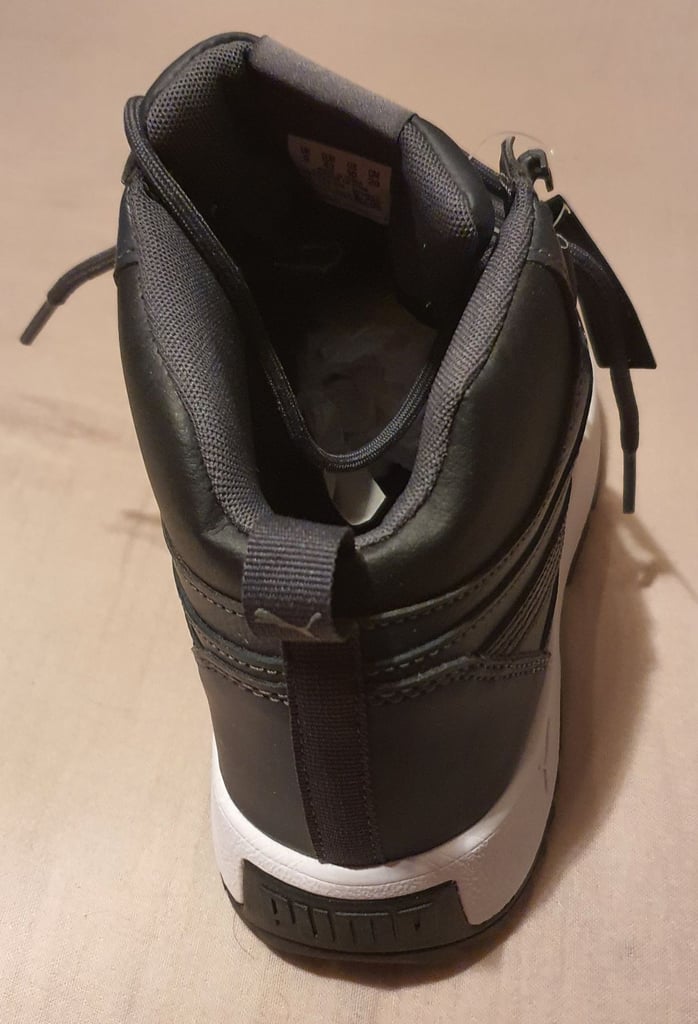 Puma Men's Boots Size 9 Mint Condition (Rarely Available) Navy Upper/Black Sole/White Mid Sole