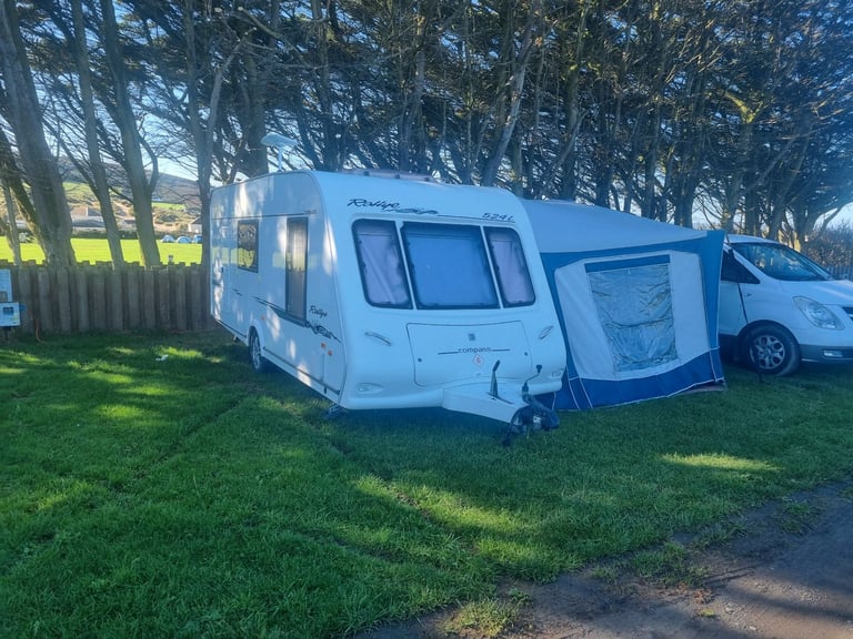 Compass rallye 524L caravan 