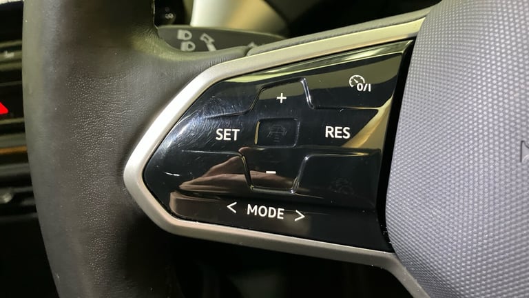 2022 Volkswagen ID.4 109kW Life Pure 52kWh 5dr Auto Electric Estate Estate Electric Automatic