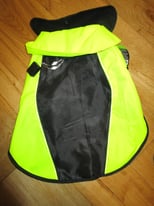 NEW - Dog's Fluorescent Light Up Coat with detachable fleece - Medium - Sizes in description